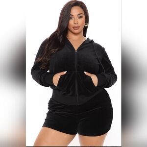 The OG Trendsetter Velour Short Set - Black